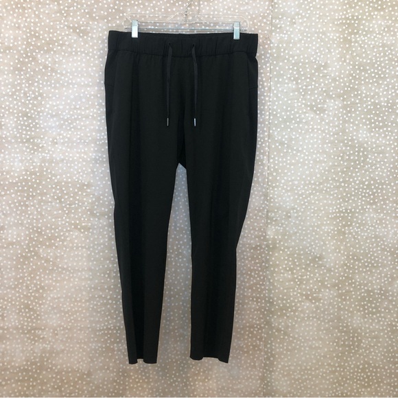 Lululemon On The Fly Pant 28” Black Size 10 Drawstring Pockets Style W5AHOS - Picture 1 of 10